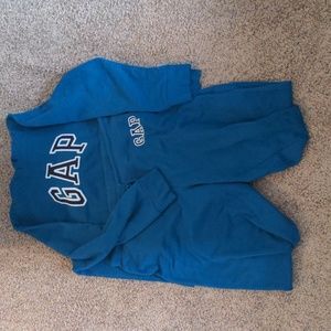 GAP sweatsuit